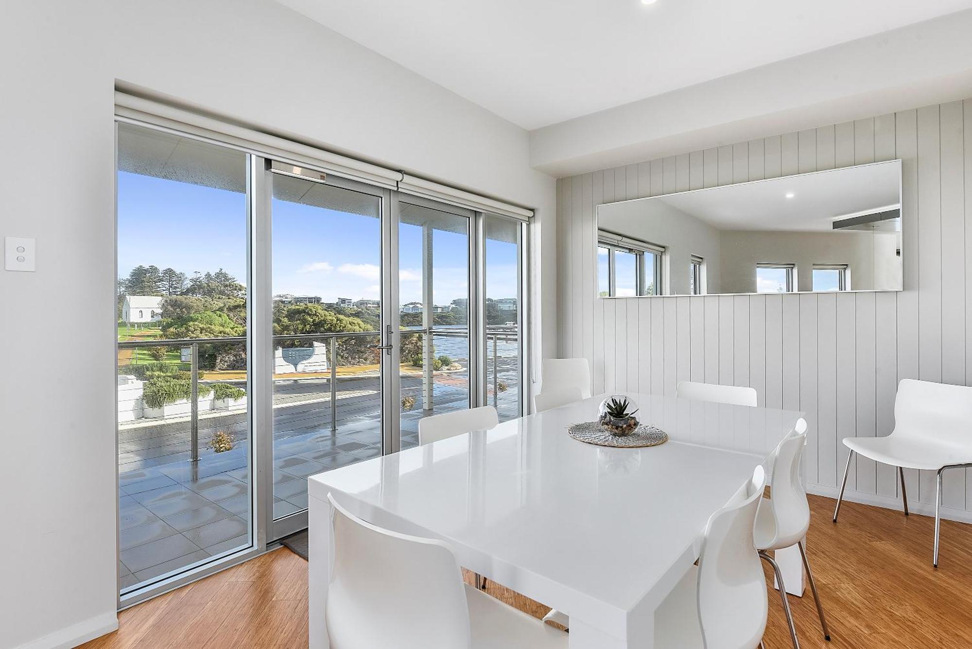 Aloha Waterfront Properties Robe Ruang foto